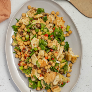 https://everydaygourmet.tv/recipes/chickpea-haloumi-and-pita-bread-salad