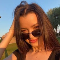  Ashley Ippolito