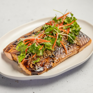 https://everydaygourmet.tv/recipes/black-bean-crusted-side-of-salmon