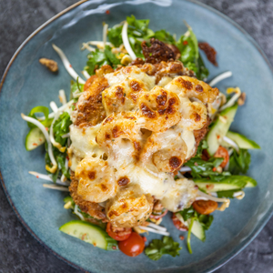 https://www.goodchefbadchef.com.au/recipes/green-curry-chicken-and-prawn-parma