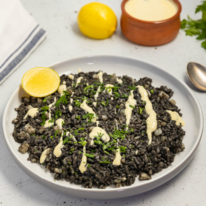 https://everydaygourmet.tv/recipes/creamy-black-squid-ink-rice-with-garlic-aioli