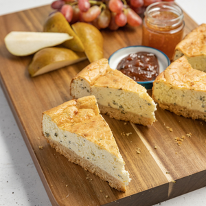 https://everydaygourmet.tv/recipes/blue-cheese-and-chive-savoury-cheesecake