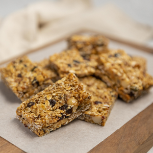 https://everydaygourmet.tv/recipes/muesli-bars