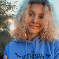 Mama Blue 💙☀️