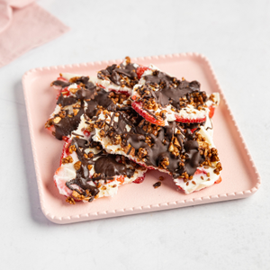 https://www.goodchefbadchef.com.au/recipes/strawberry-chocolate-yoghurt-bark