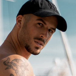 André M. Abundancia