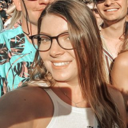 Tara Ashley