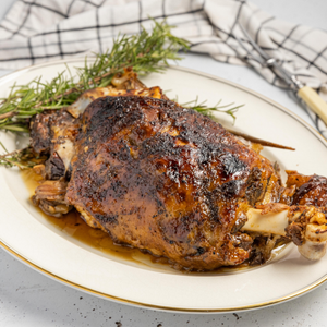 https://everydaygourmet.tv/recipes/ultimate-lamb-shoulder