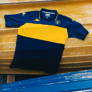 https://genoacfc.it/categoria-prodotto/team/kit-gara/fourth-kit/