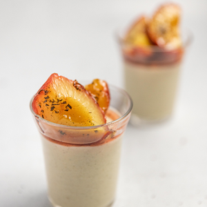 https://everydaygourmet.tv/recipes/vanilla-semolina-pots-with-roasted-plums