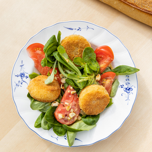 https://everydaygourmet.tv/recipes/goats-cheese-salad