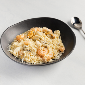 https://www.goodchefbadchef.com.au/recipes/creamy-garlic-seafood-risotto