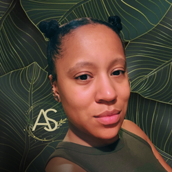ashley snowden