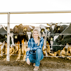 Tara Vander Dussen | New Mexico Milkmaid