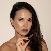 KARINA BIK