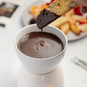 https://everydaygourmet.tv/recipes/chocolate-fondue