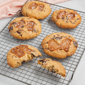 https://www.goodchefbadchef.com.au/recipes/salted-caramel-triple-choc-chunk-cookie
