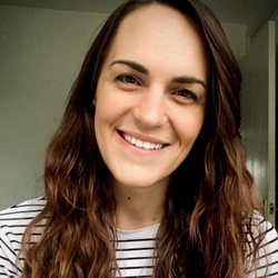 Dr Danielle Crane
