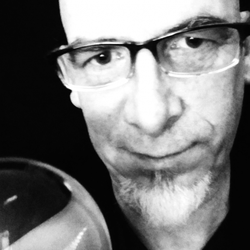 Tony Chapparo Magician 