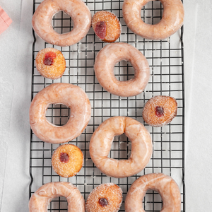 https://www.goodchefbadchef.com.au/recipes/classic-glazed-doughnuts