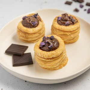 https://everydaygourmet.tv/recipes/custard-puits-damour