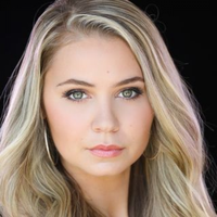 Ayla Kell