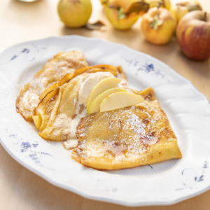 https://everydaygourmet.tv/recipes/apple-crepes-1