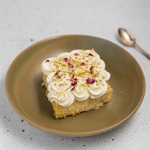 https://everydaygourmet.tv/recipes/ras-malai-tres-leches