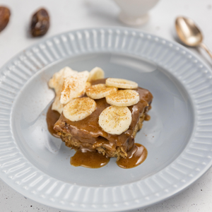 https://everydaygourmet.tv/recipes/sticky-banana-pudding-with-cinnamon-toffee-sauce