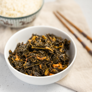 https://everydaygourmet.tv/recipes/kimchi-collard-greens