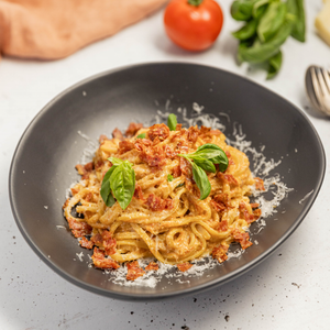 https://everydaygourmet.tv/recipes/spicy-calabrian-pesto-pasta